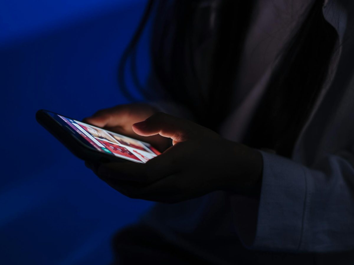 okostelefon-függőség